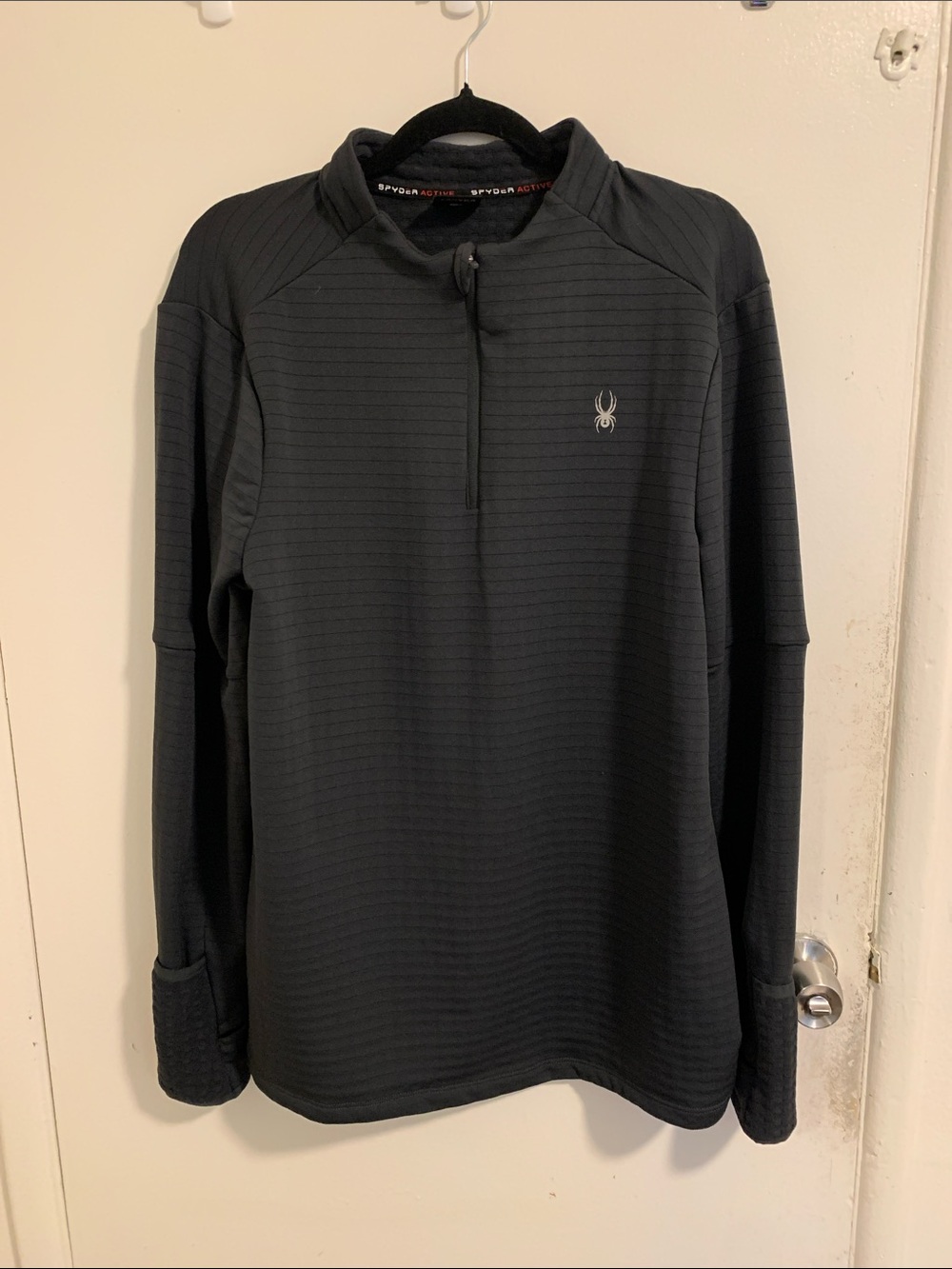 Men’s spyder active long sleeve!